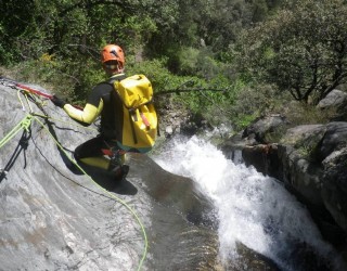 Descens de barrancs: Estaron (Pallars Sobirà)