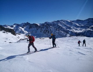 Esquí alpinisme : progressió en canals