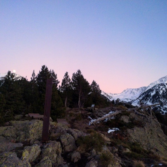 Sortida Nocturna de Raquetes al Mirador Grau de la Llosa